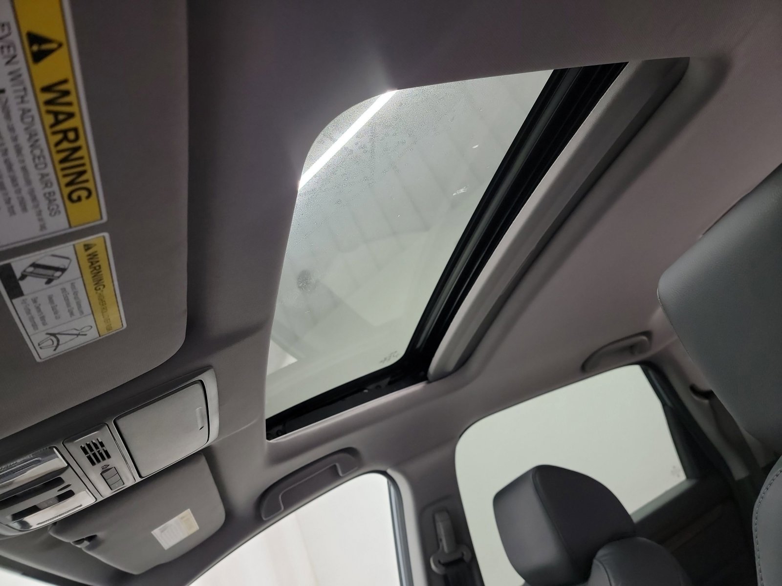 Certified 2022 Honda CR-V Touring image 24