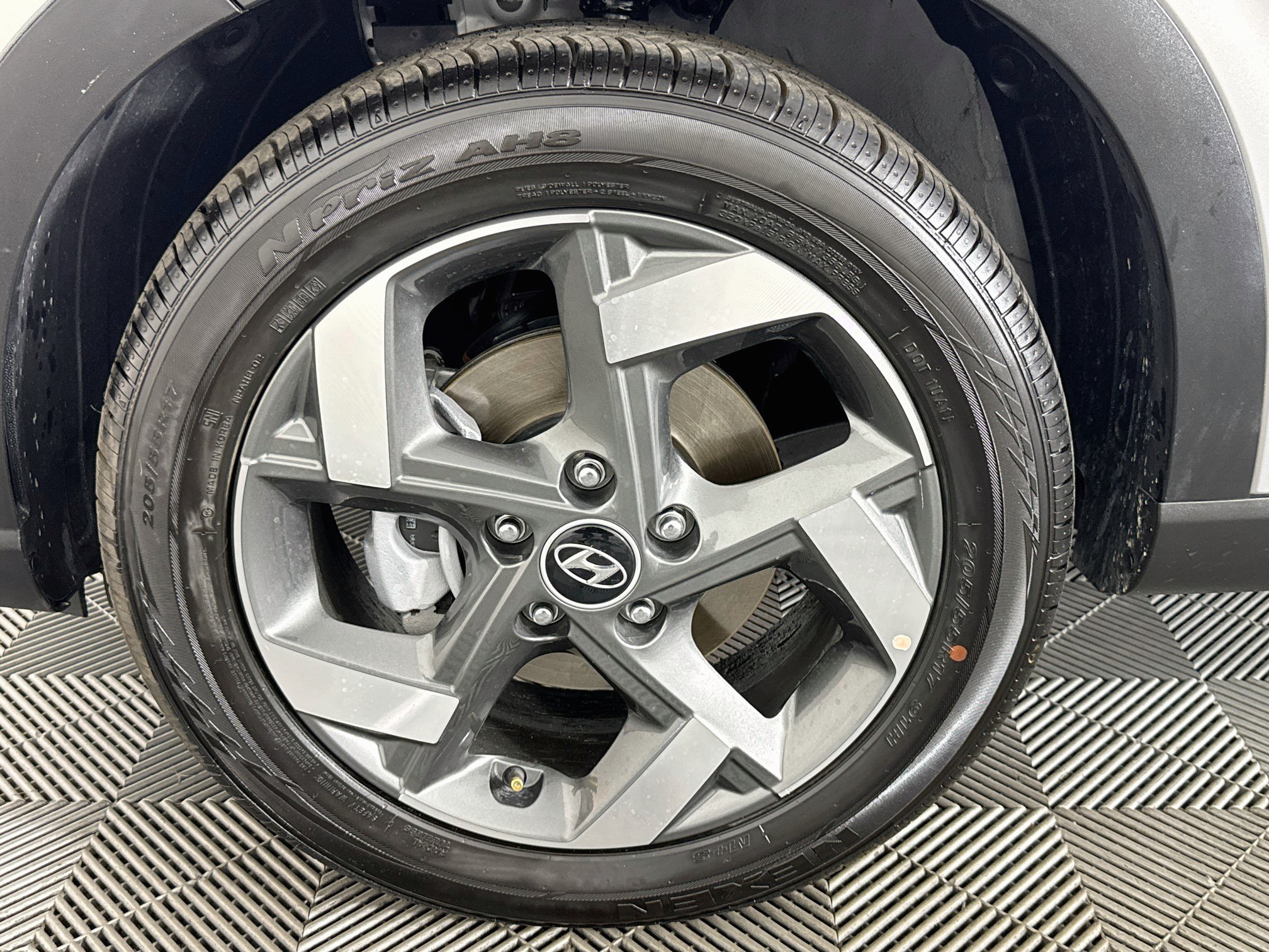 Used 2026 Hyundai Venue SEL FWD image 65