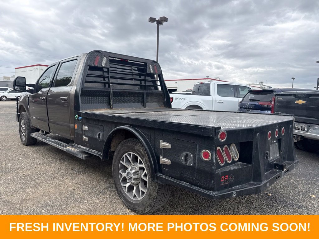 Used 2022 Ford F350 Lariat w/ Lariat Value Package AWD/4WD image 4