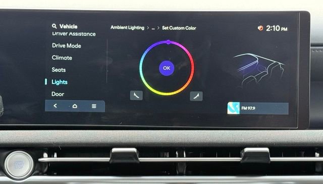 Used 2025 Hyundai Tucson Limited image 41