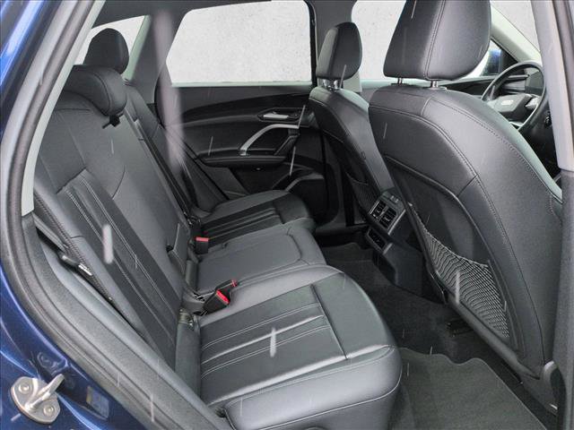 Used 2025 Audi Q5 Premium w/ 19" Wheel Package image 26