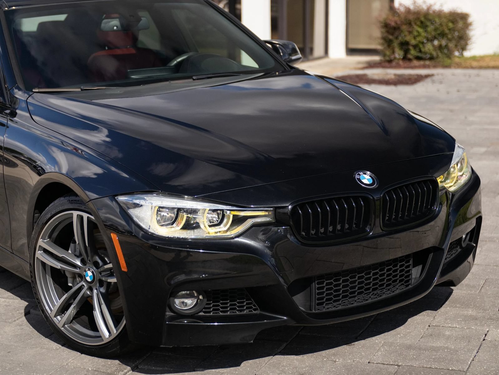 Used 2018 BMW 340i Sedan w/ Premium Package RWD image 2