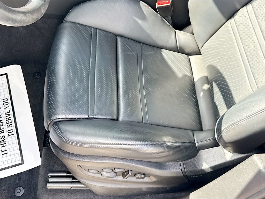 Used 2023 Porsche Cayenne AWD/4WD image 21