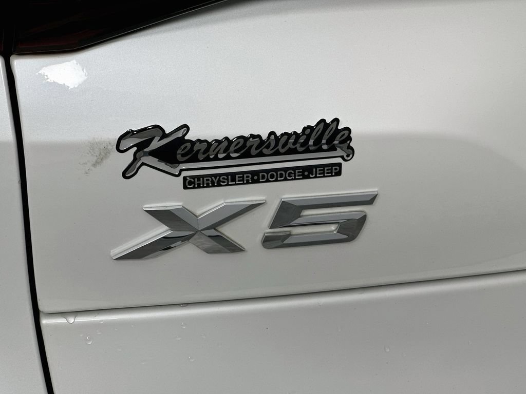 Used 2022 BMW X5 sDrive40i w/ Premium Package RWD image 29