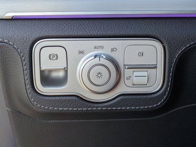 Used 2025 Mercedes-Benz GLE 53 AMG 4MATIC image 14