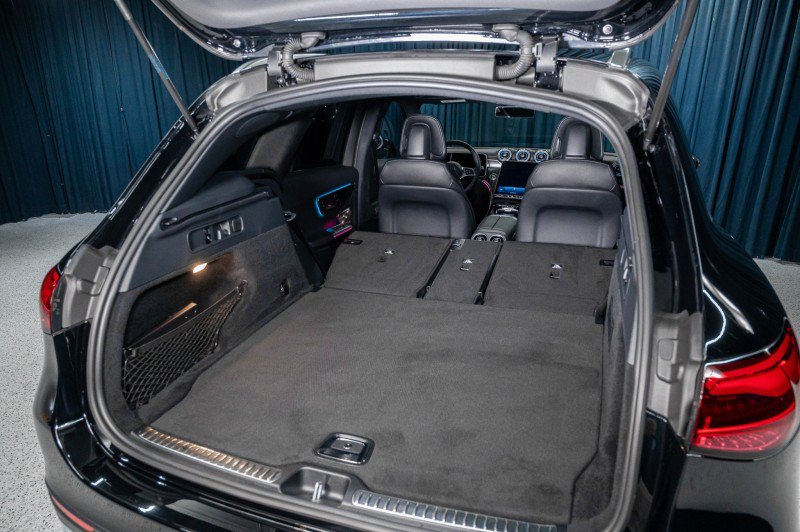 Certified 2026 Mercedes-Benz GLC 300 4MATIC image 8