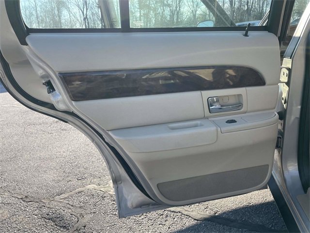 Used 2007 Mercury Grand Marquis LS image 12