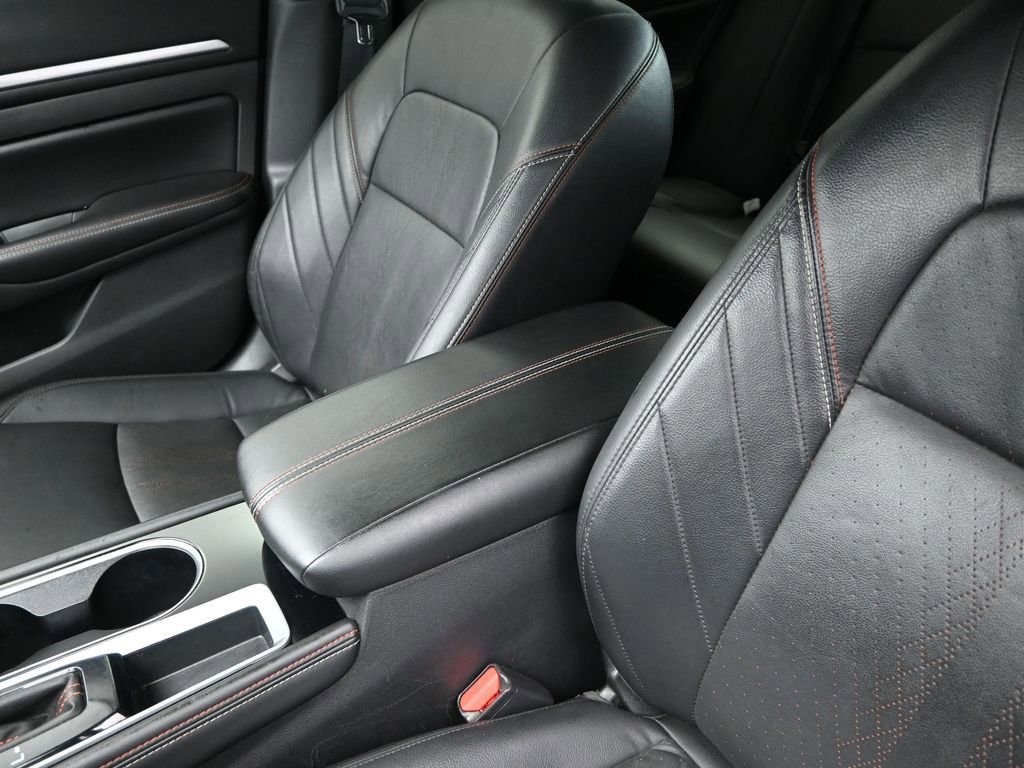 Used 2024 Nissan Altima 2.5 SR w/ SR Premium Package image 14