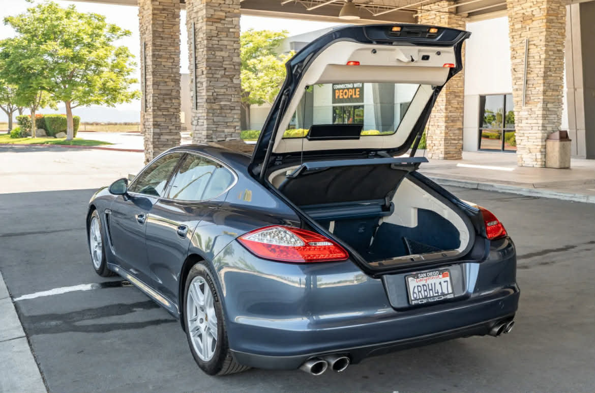 Used 2011 Porsche Panamera 4S AWD/4WD image 26