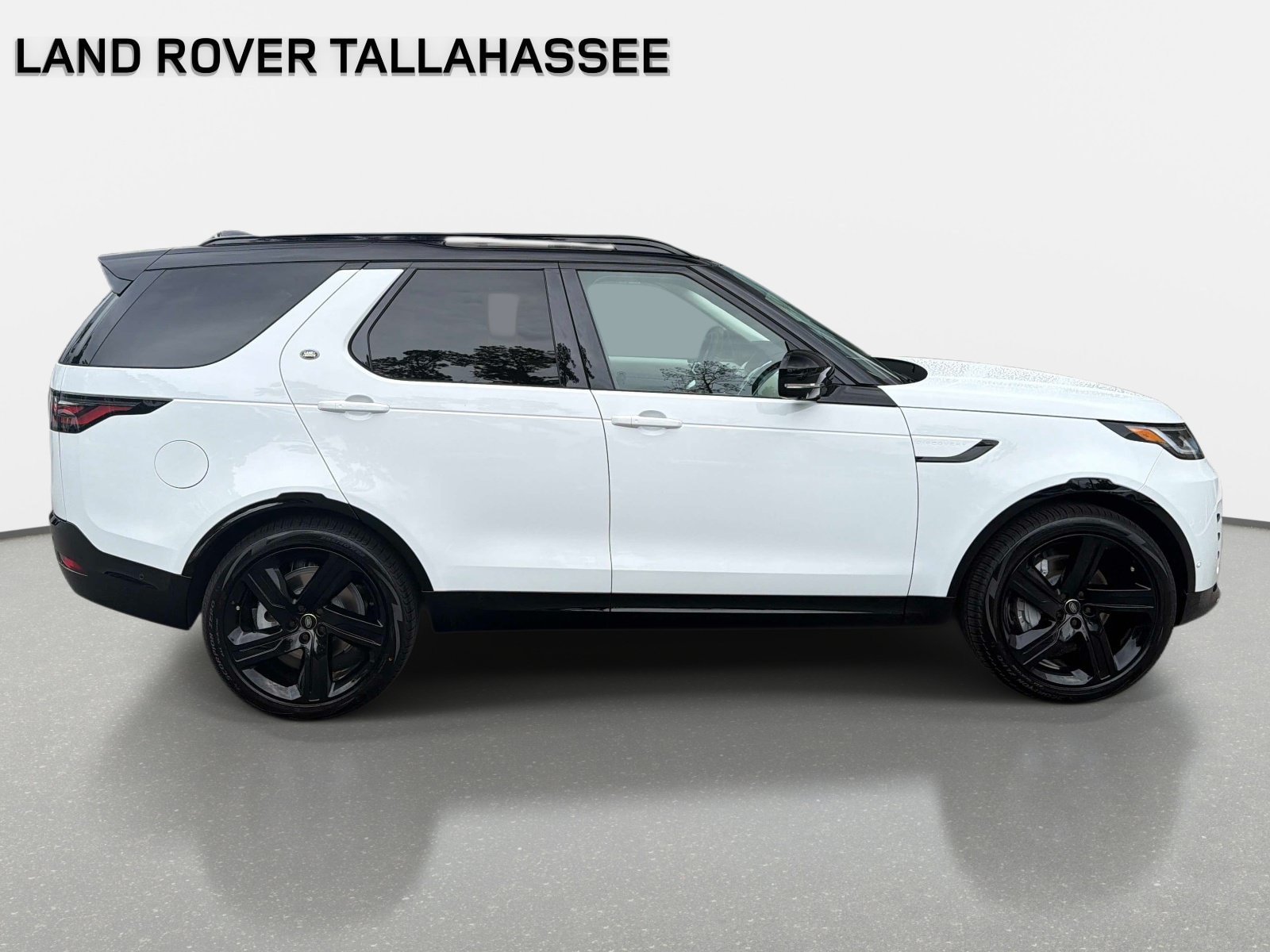 New 2026 Land Rover Discovery Dynamic SE AWD/4WD image 4