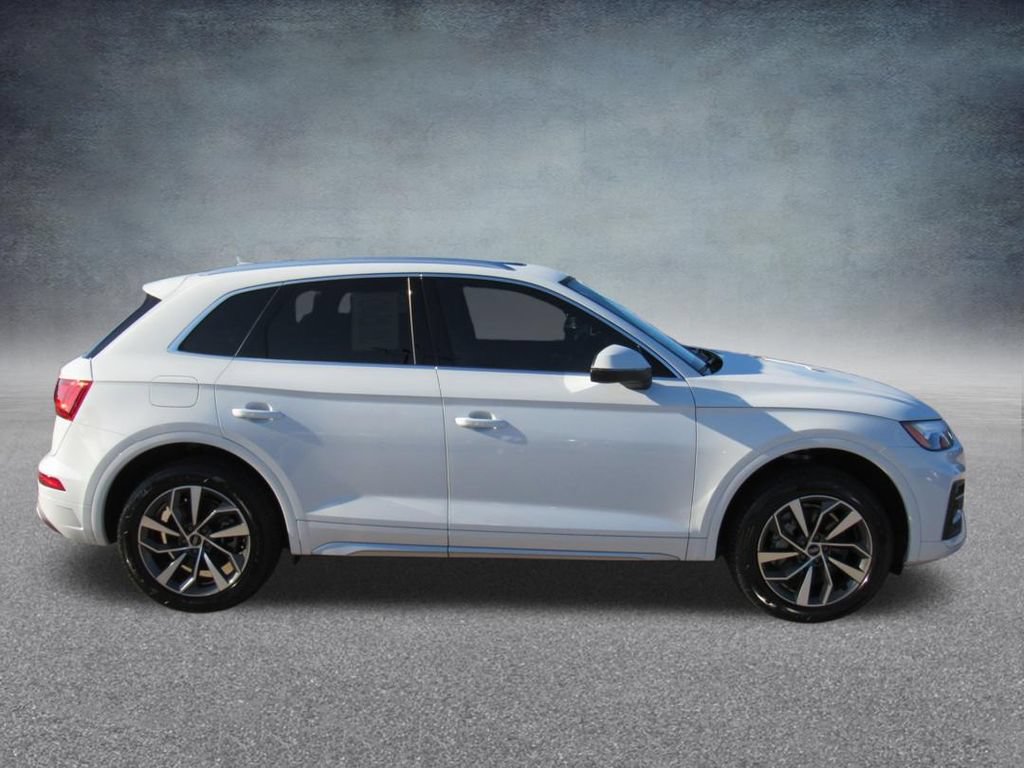 Used 2021 Audi Q5 2.0T Premium Plus w/ Premium Plus Package AWD/4WD image 8