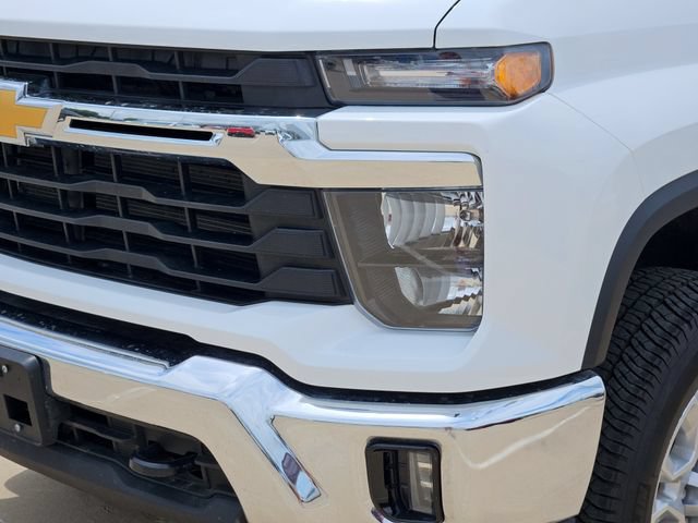 Used 2026 Chevrolet Silverado 2500 LT AWD/4WD image 13