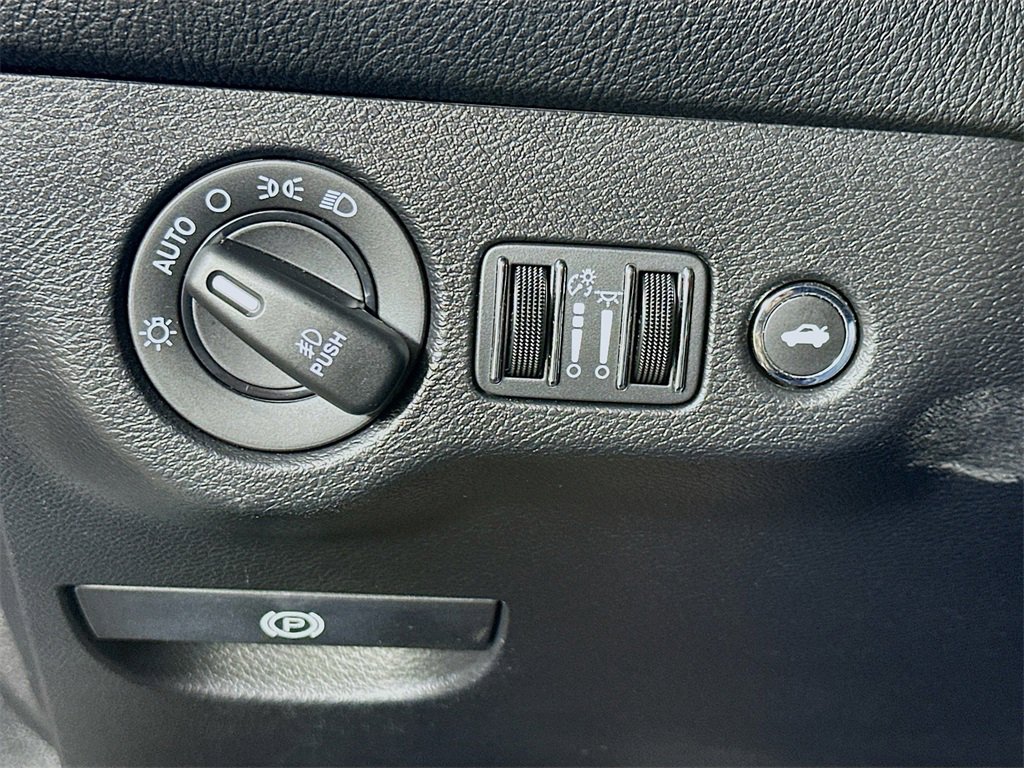 Used 2020 Dodge Challenger R/T Scat Pack w/ Driver Convenience Group image 20