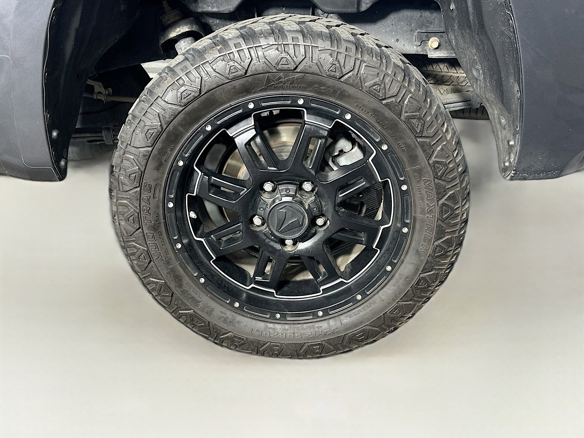 Used 2015 Toyota Tundra SR5 w/ SR5 Upgrade Package image 11