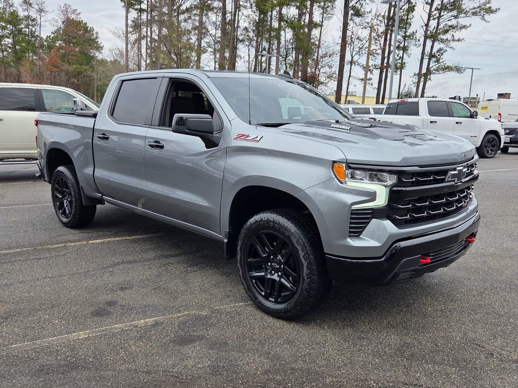 Used 2025 Chevrolet Silverado 1500 LT Trail Boss w/ Convenience Package II image 1