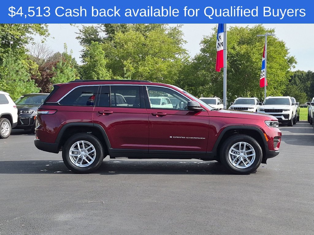 New 2026 Jeep Grand Cherokee Laredo X AWD/4WD image 2