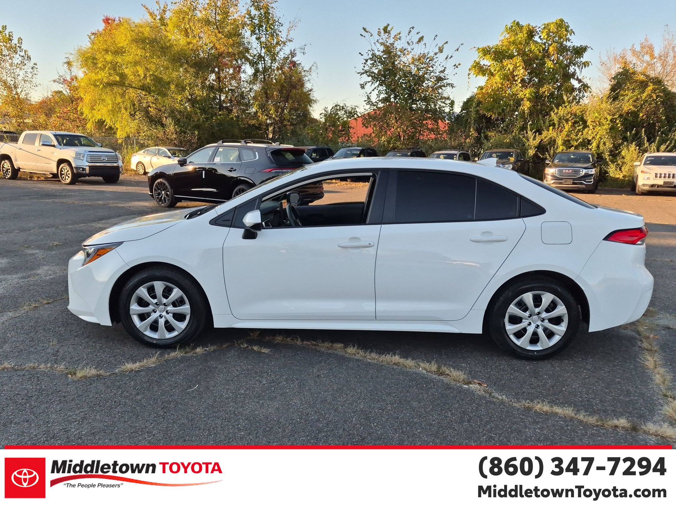 Certified 2025 Toyota Corolla LE FWD image 6