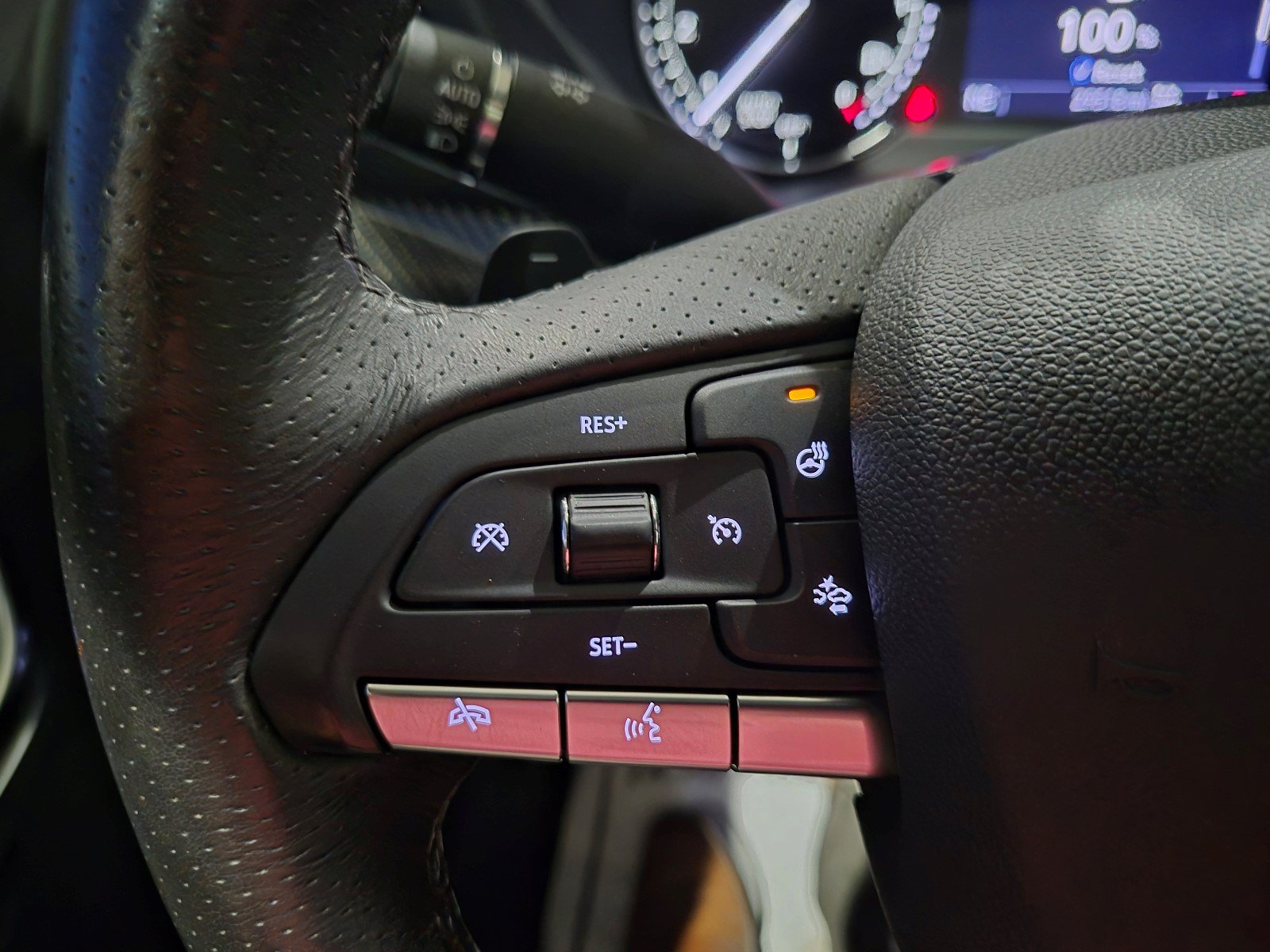Certified 2023 Cadillac XT4 Sport w/ Cold Weather Package AWD/4WD image 24
