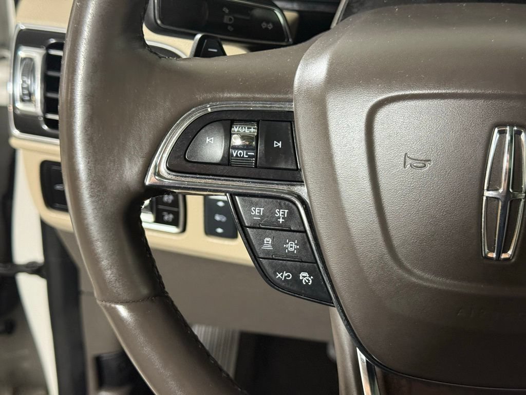 Certified 2024 Lincoln Navigator L Reserve AWD/4WD image 21
