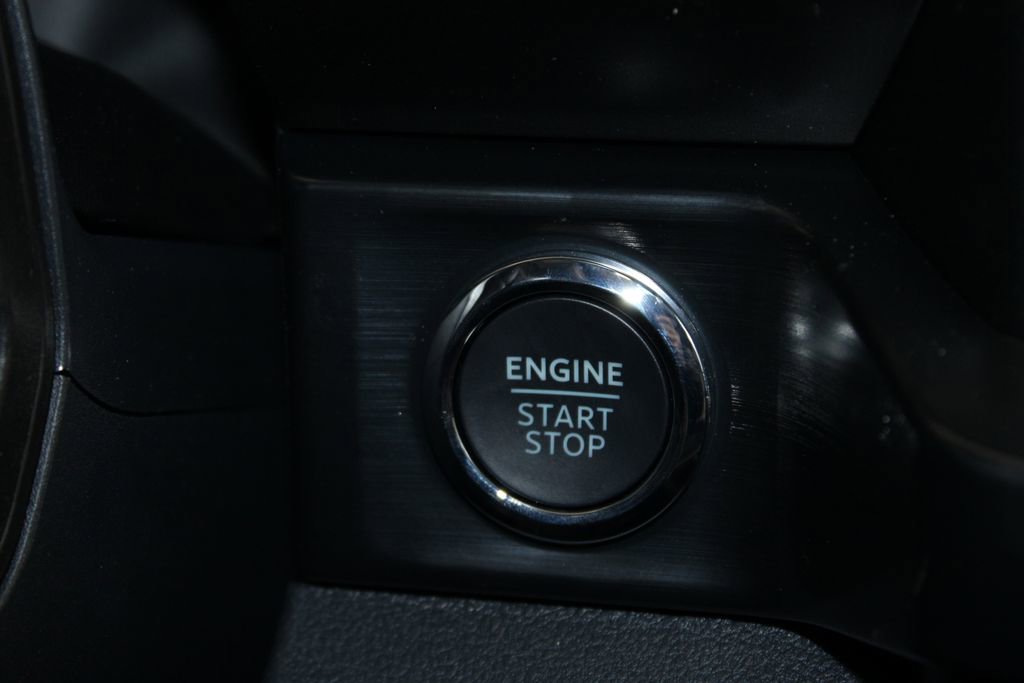 New 2026 Ford F250 Lariat w/ Black Appearance Package image 43