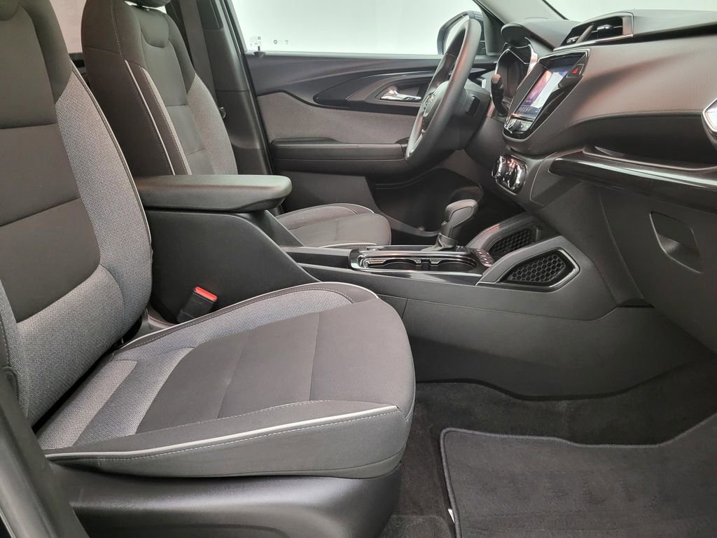 Certified 2023 Chevrolet TrailBlazer LT w/ Convenience Package image 33