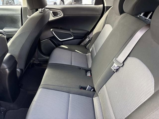Used 2022 Kia Soul LX w/ Technology Package FWD image 17