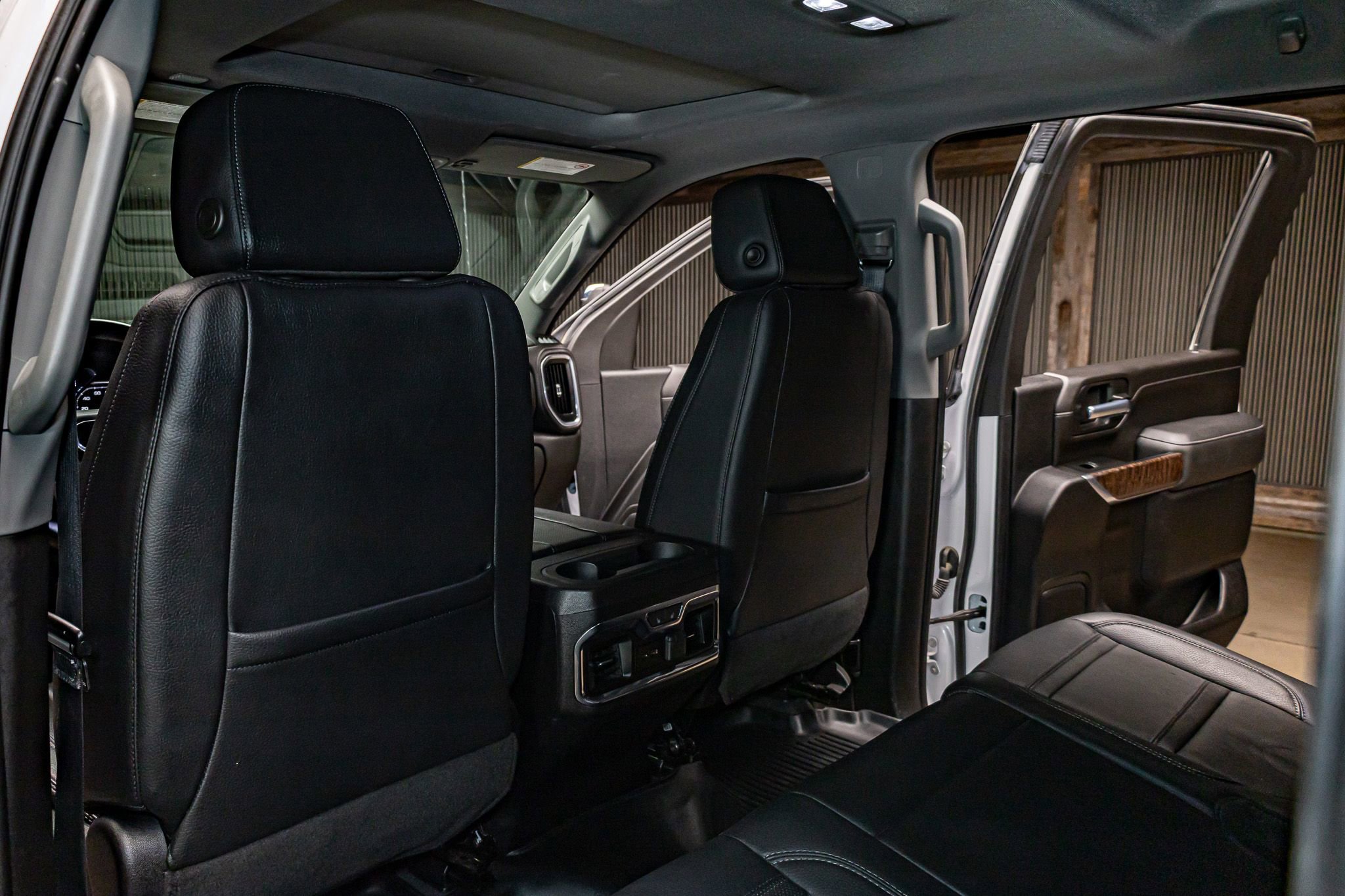 Used 2023 GMC Sierra 2500 Denali w/ Denali Ultimate Package image 24