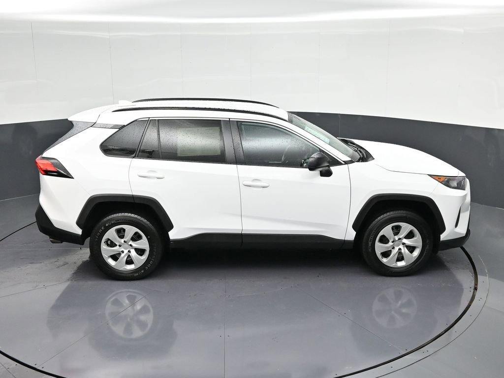 Used 2020 Toyota RAV4 LE FWD image 21