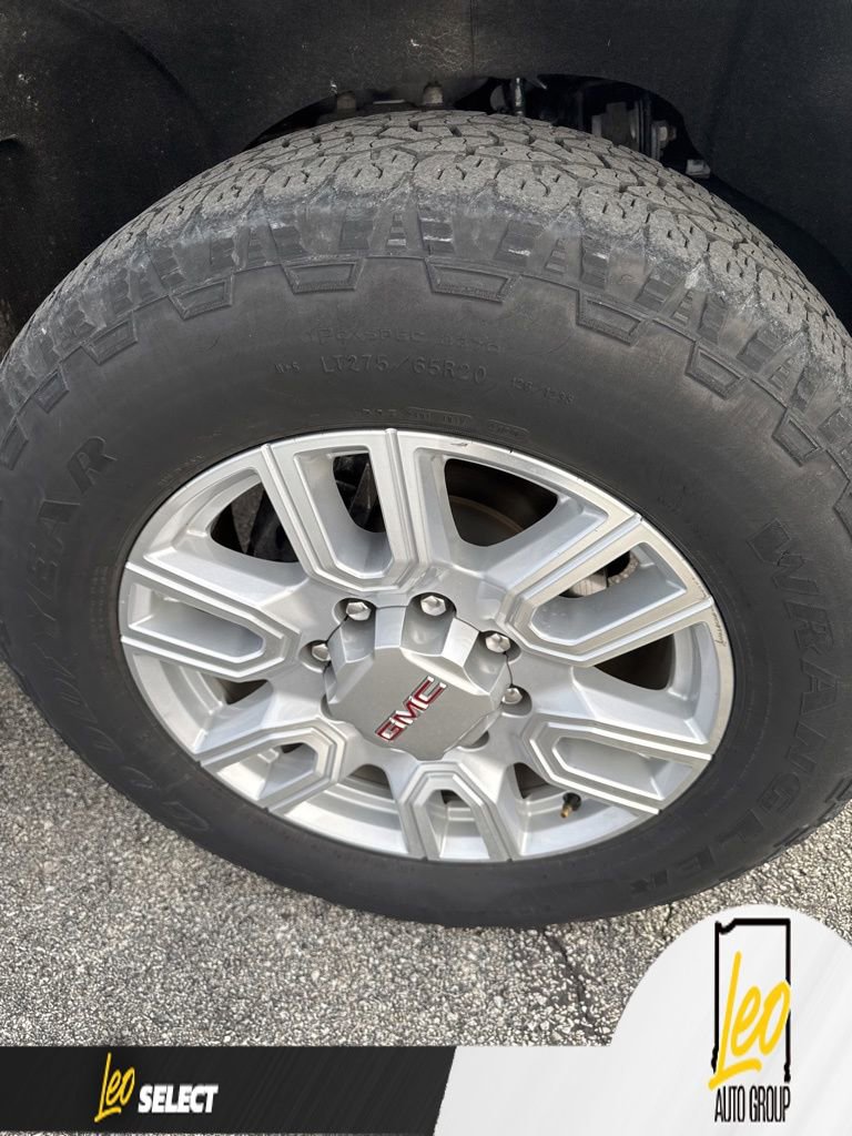 Used 2021 GMC Sierra 2500 SLE w/ SLE Value Package; image 3