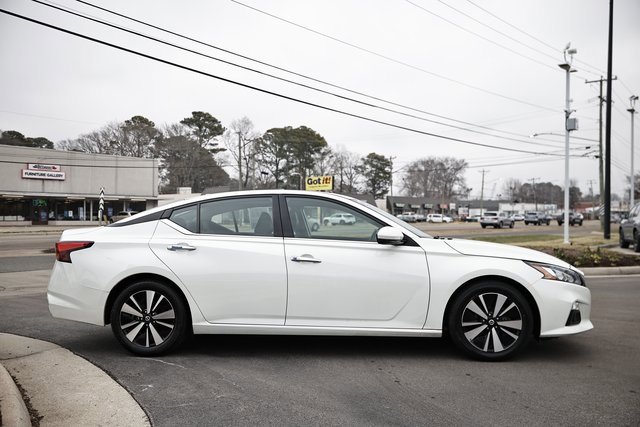 Used 2022 Nissan Altima 2.5 SL image 11