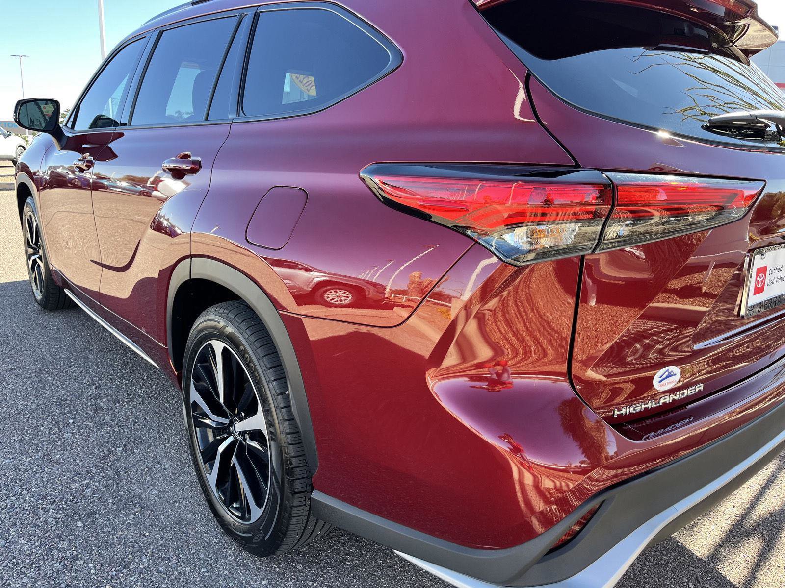 Used 2022 Toyota Highlander XSE image 13