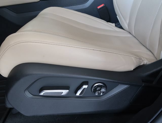 Used 2022 Acura MDX w/ Technology Package FWD image 11