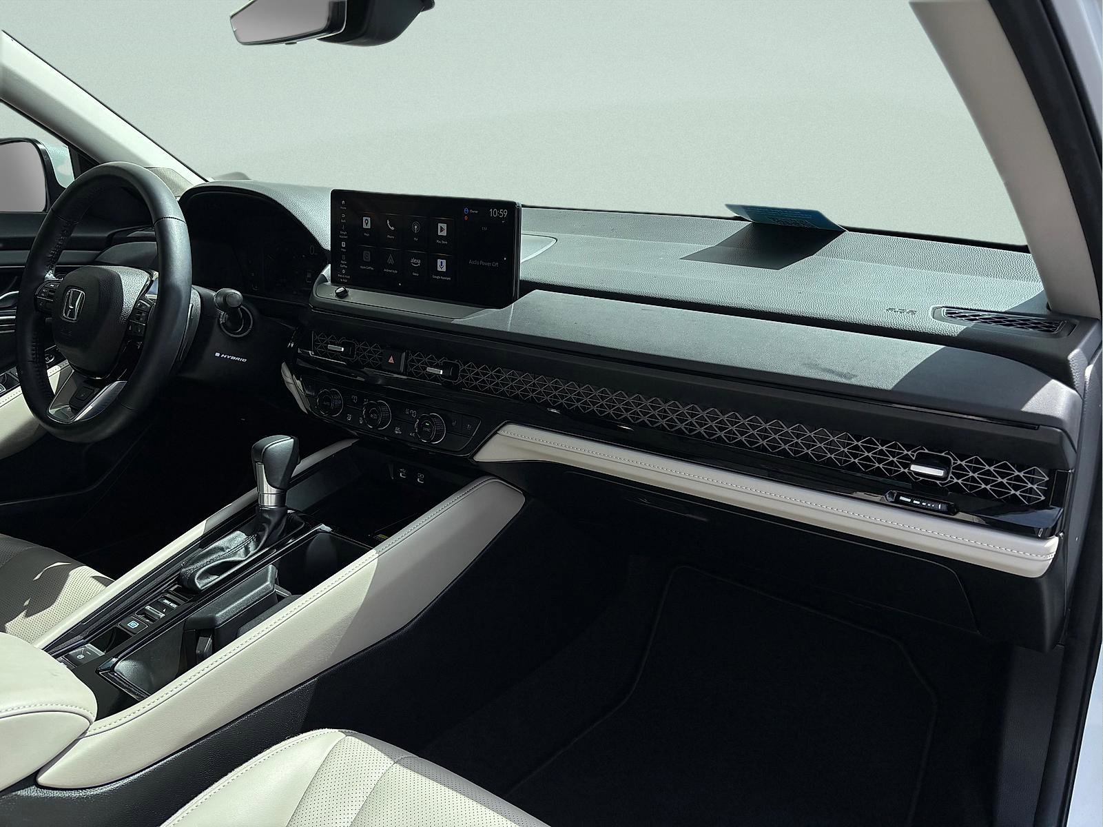 Certified 2025 Honda Accord Touring image 44