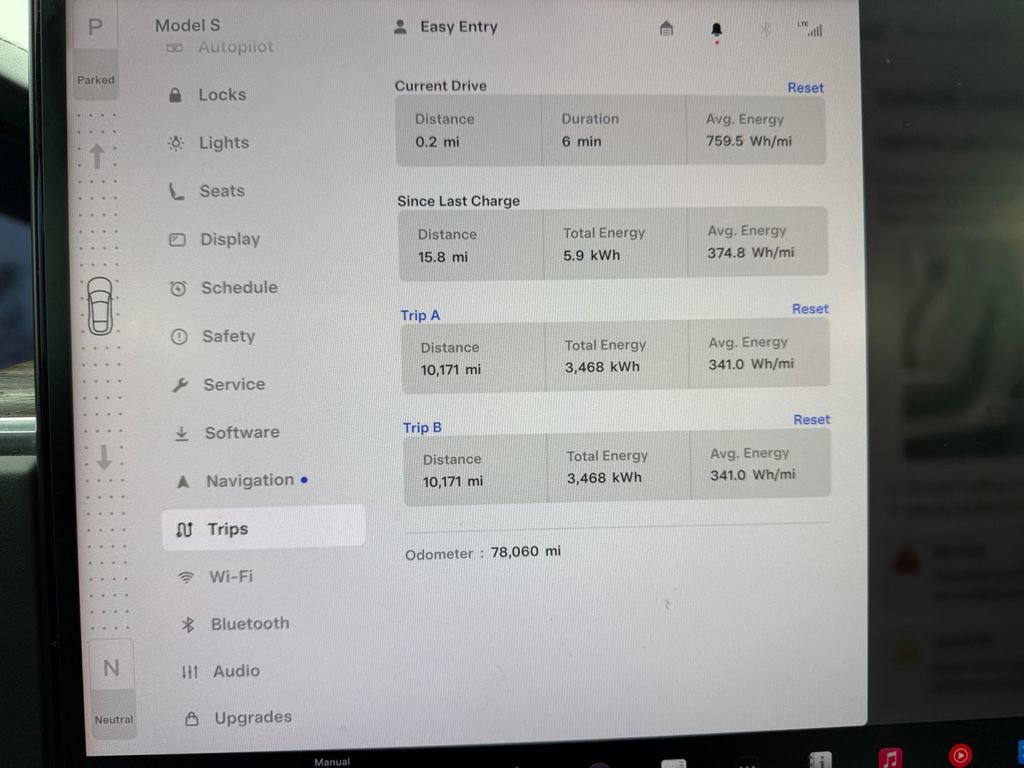 Used 2021 Tesla Model S Plaid image 19