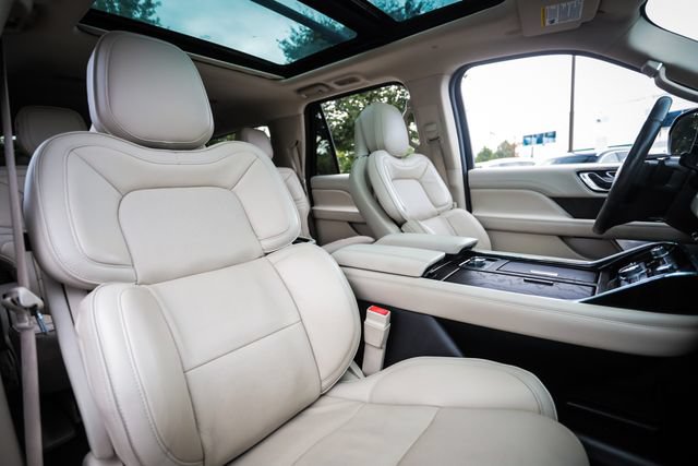 Used 2018 Lincoln Navigator L Reserve w/ Technology Package AWD/4WD image 57