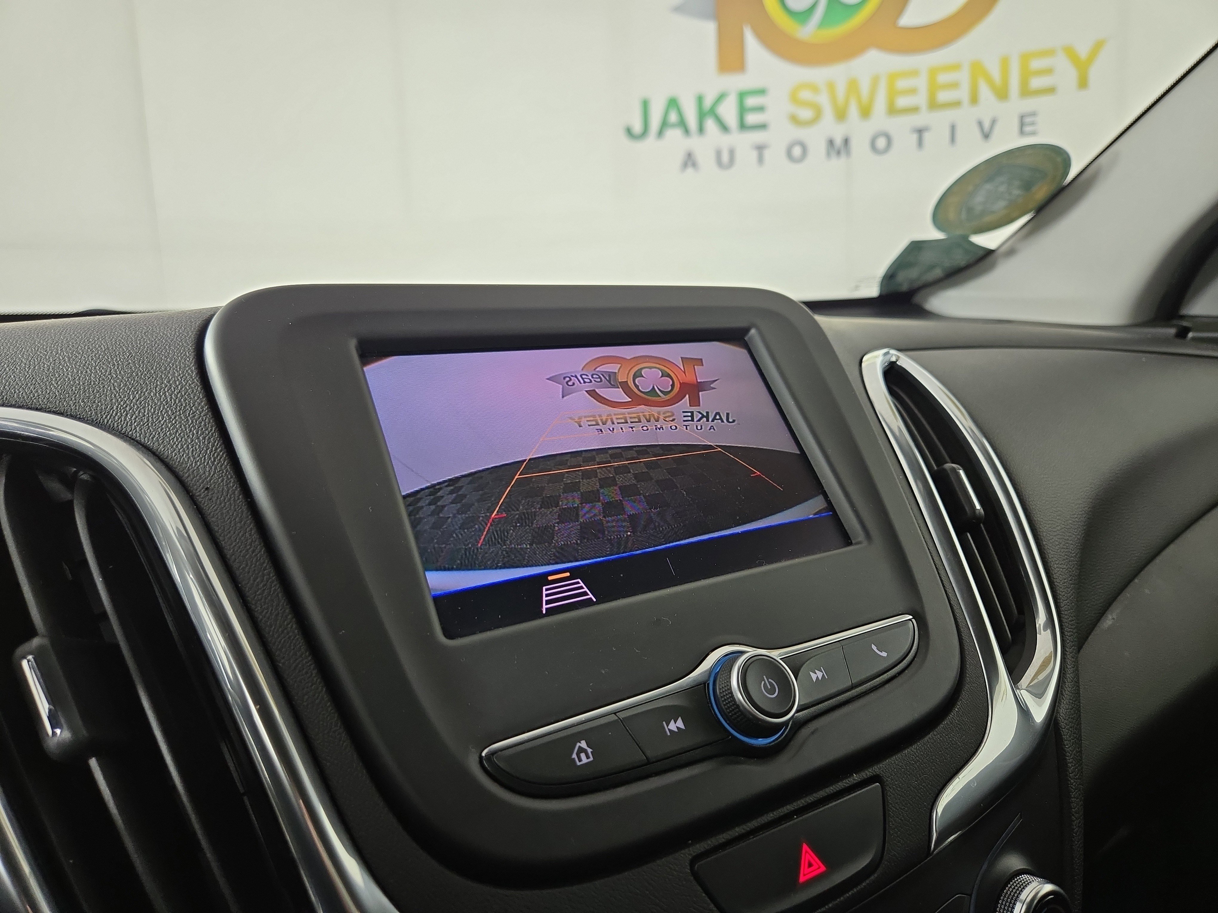 Used 2020 Chevrolet Equinox LT w/ Driver Convenience Package image 21