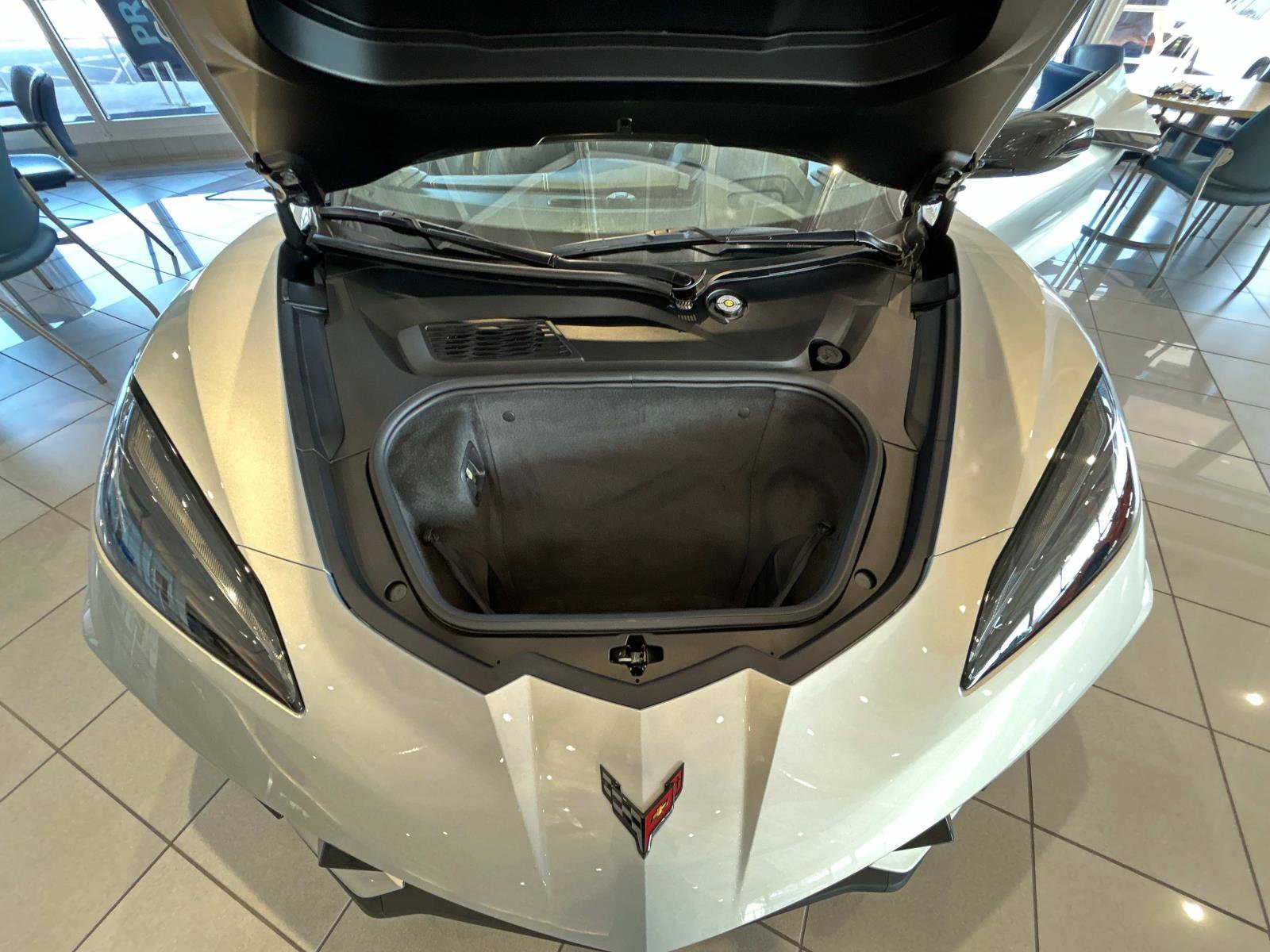 Used 2024 Chevrolet Corvette Stingray Premium Conv w/ Z51 Performance Package image 11