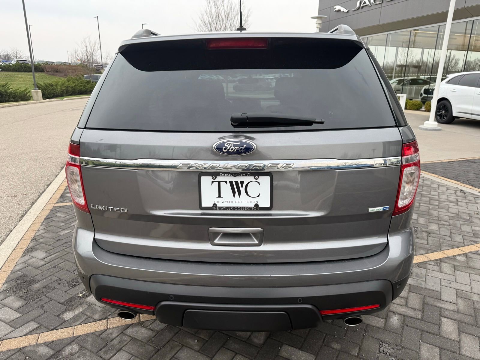 Used 2014 Ford Explorer Limited w/ Equipment Group 301A image 6