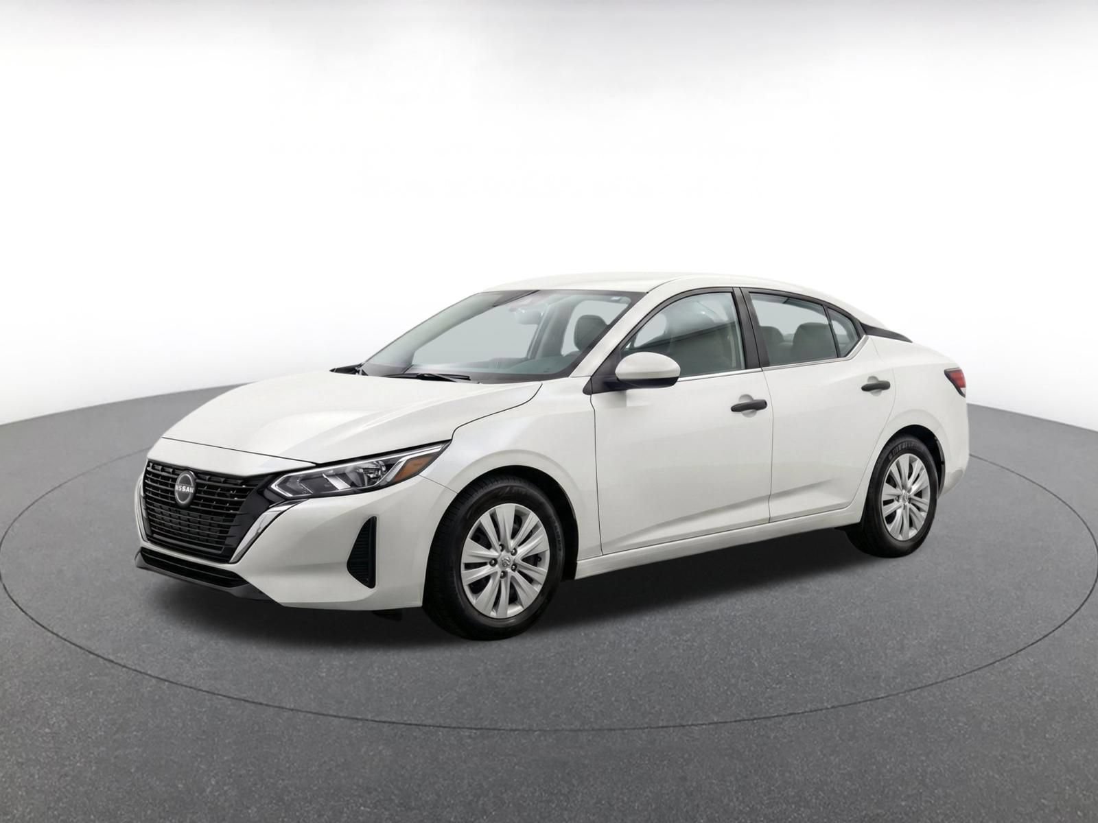 Used 2025 Nissan Sentra S FWD image 3