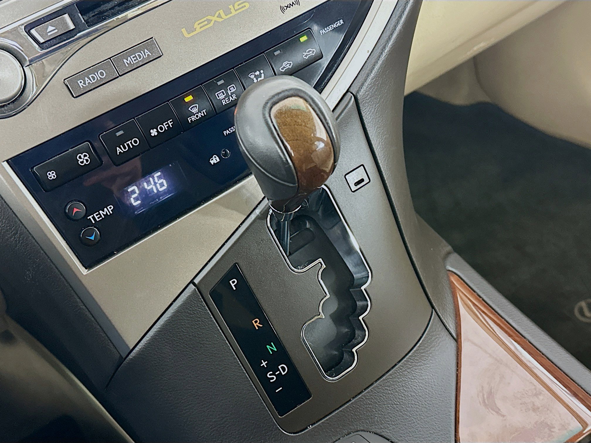 Used 2013 Lexus RX 350 AWD w/ Navigation Pkg image 25