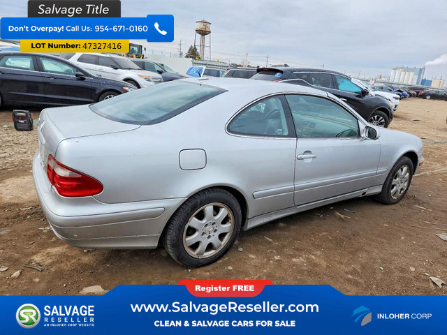 Used 2002 Mercedes-Benz CLK 320 Coupe image 4
