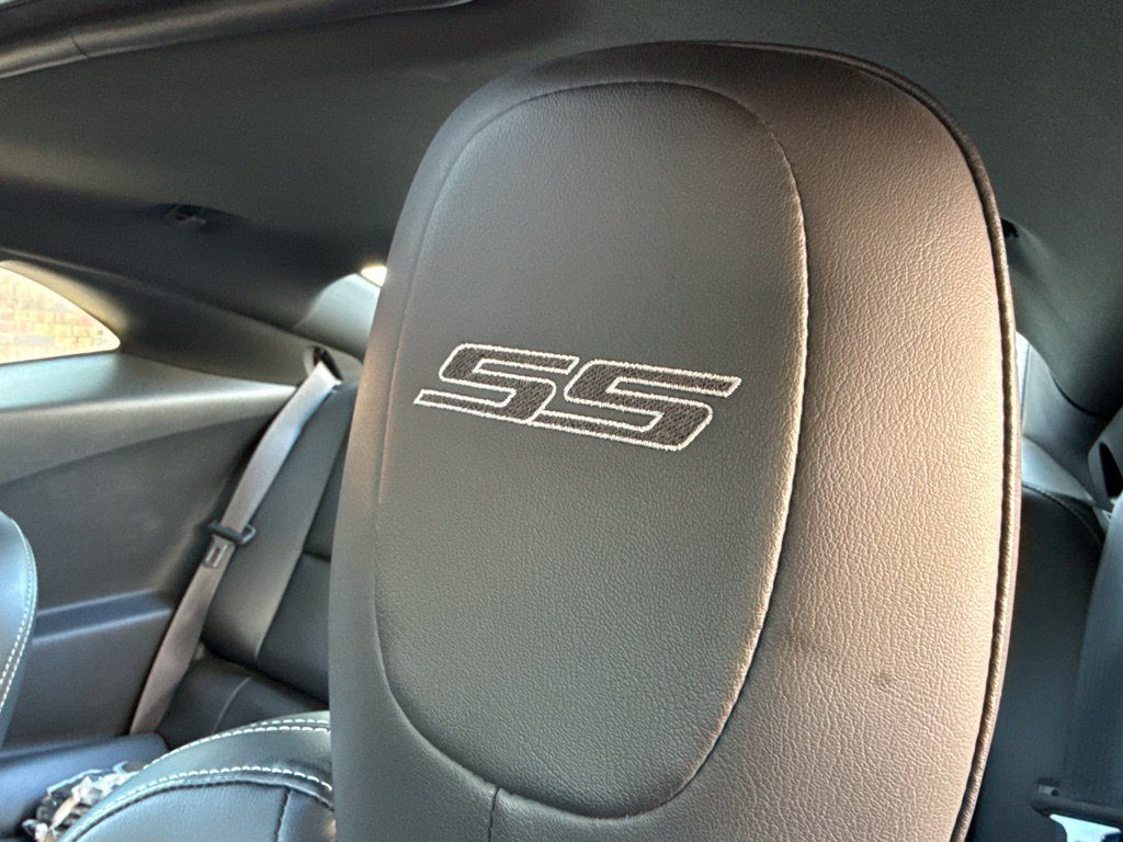 Used 2015 Chevrolet Camaro SS w/ SS Performance Package RWD image 19
