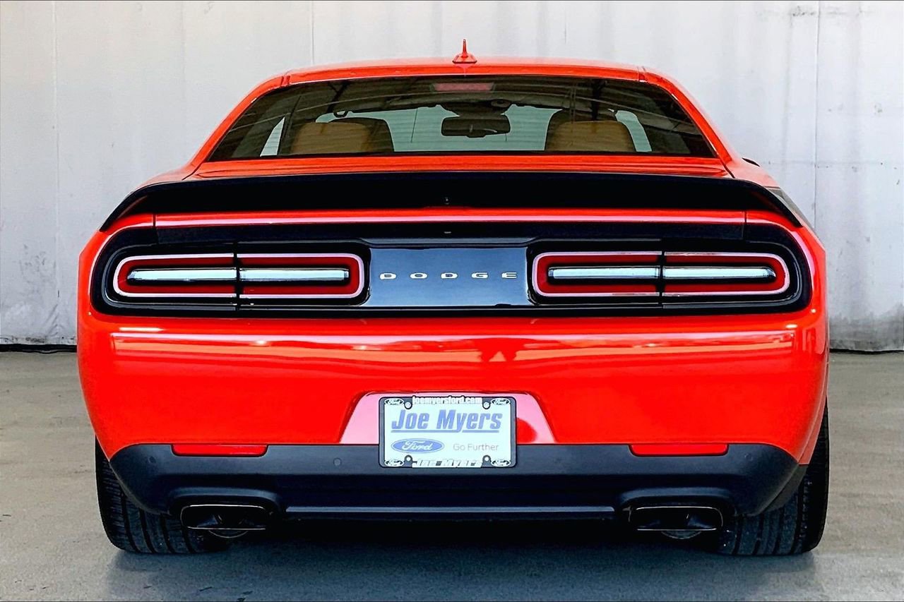 Used 2023 Dodge Challenger SRT Hellcat image 3