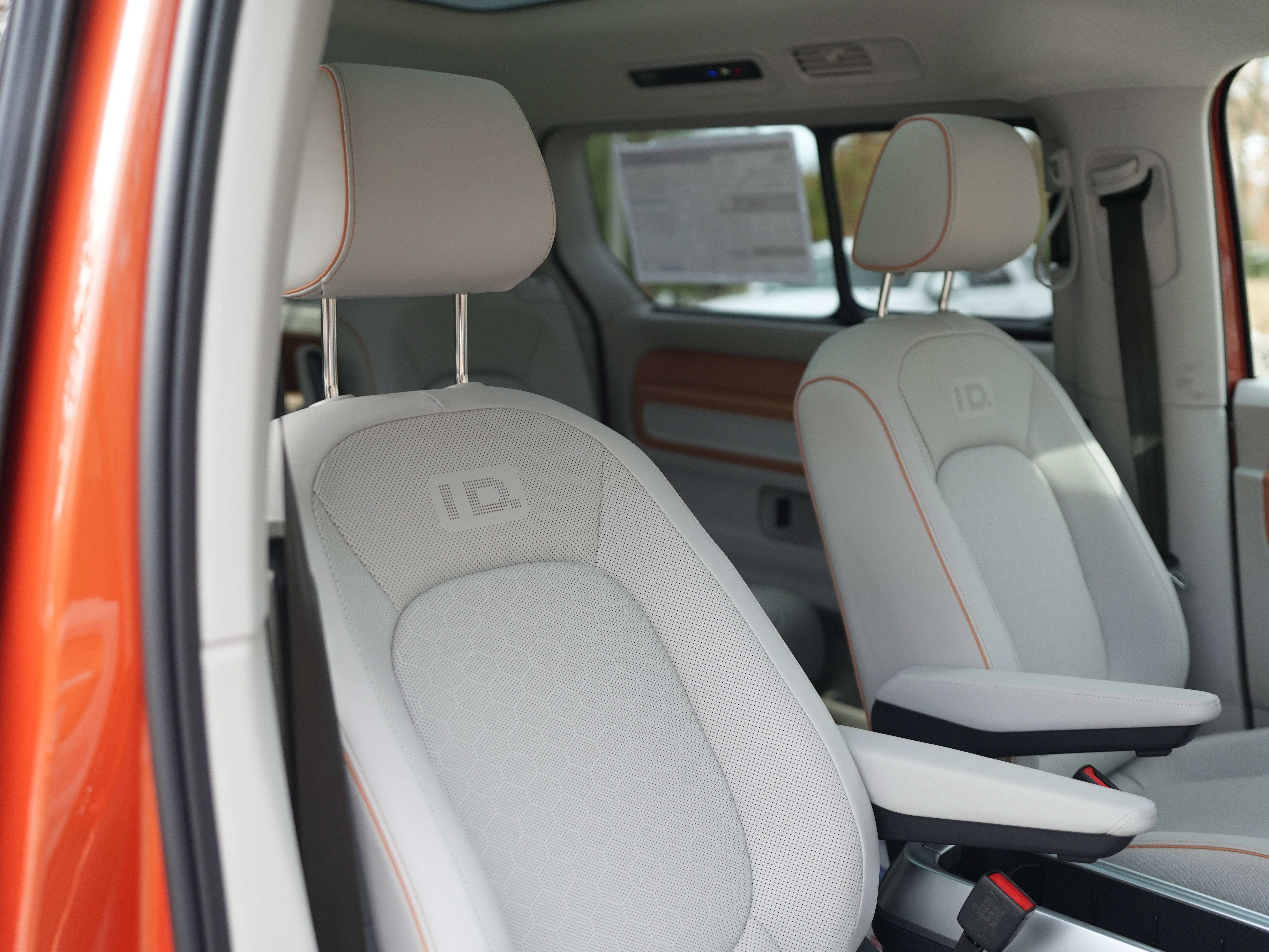 New 2025 Volkswagen ID. Buzz Pro S Plus image 24