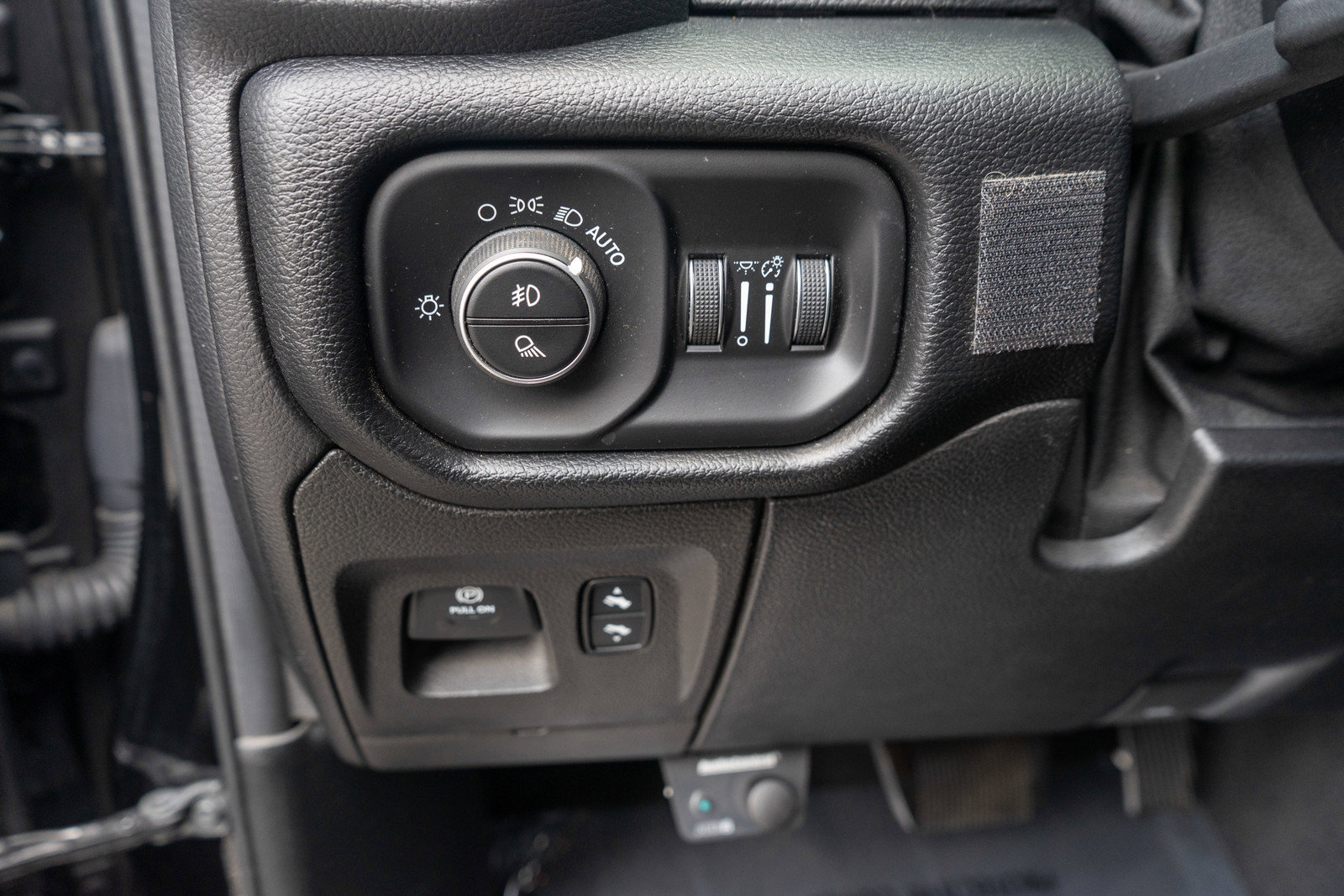 Used 2019 RAM 1500 Big Horn AWD/4WD image 17