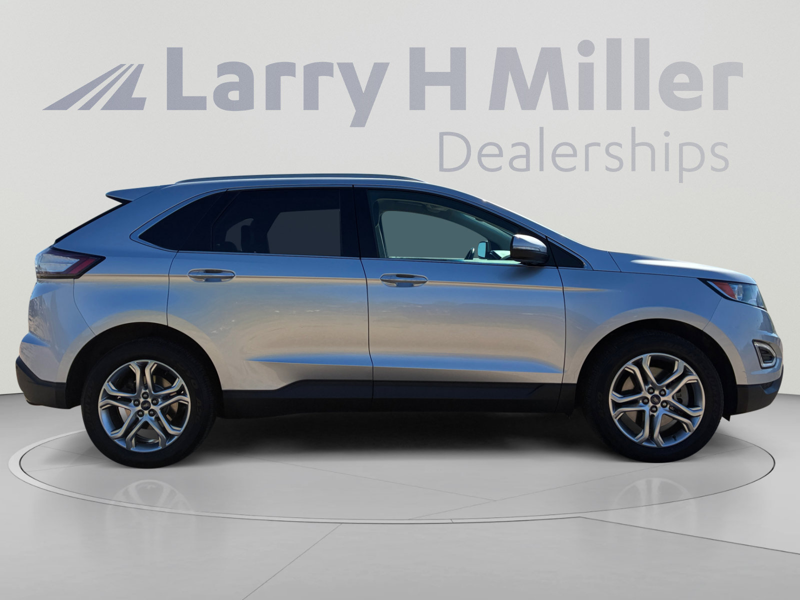Certified 2017 Ford Edge Titanium w/ Technology Package AWD/4WD image 6
