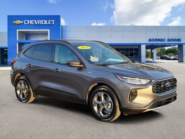 Used 2025 Ford Escape ST-Line FWD 360° Tour