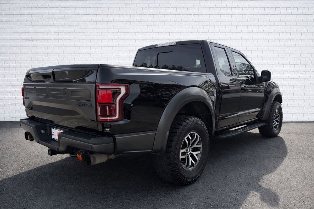 Used 2017 Ford F150 Raptor w/ Equipment Group 802A Luxury image 4