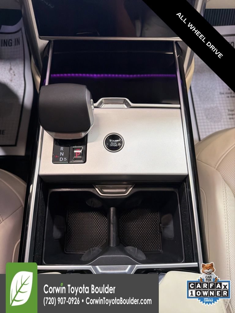 Used 2025 Land Rover Range Rover Autobiography AWD/4WD image 33