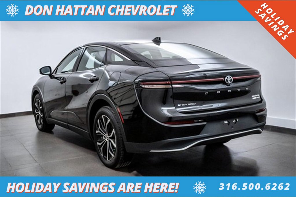 Used 2024 Toyota Crown XLE image 32